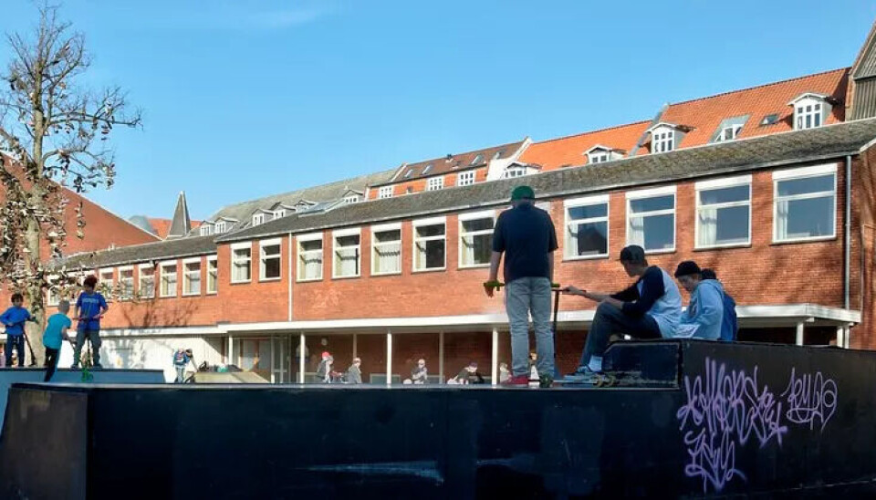 Forsker vil kutte i ferien og sende barna på sommerskole