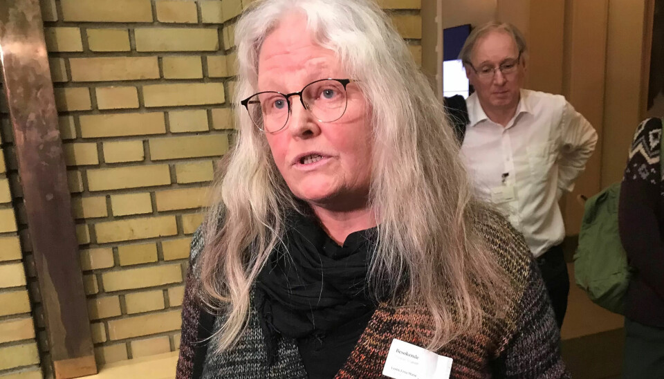 - Dere fører en ond politikk, var meldingen til Elisabeth Thoresen om regjeringens politikk. - Dere fører en ond politikk, var meldingen til Elisabeth Thoresen om regjeringens politikk.