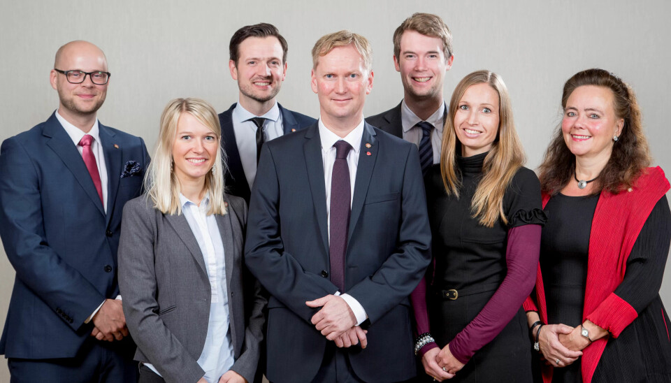 Byrådet i Bergen 2015 - 2019: Pål Hafstad Thorsen (Ap); Rebekka Ljosland (Krf), Dag Inge Ulstein (Krf), Harald Schjelderup (Ap), Erlend Andreas Horn (V), Julie Andersland (V), Anna Elisa Tryti (Ap). Byrådet i Bergen 2015 - 2019: Pål Hafstad Thorsen (Ap); Rebekka Ljosland (Krf), Dag Inge Ulstein (Krf), Harald Schjelderup (Ap), Erlend Andreas Horn (V), Julie Andersland (V), Anna Elisa Tryti (Ap).