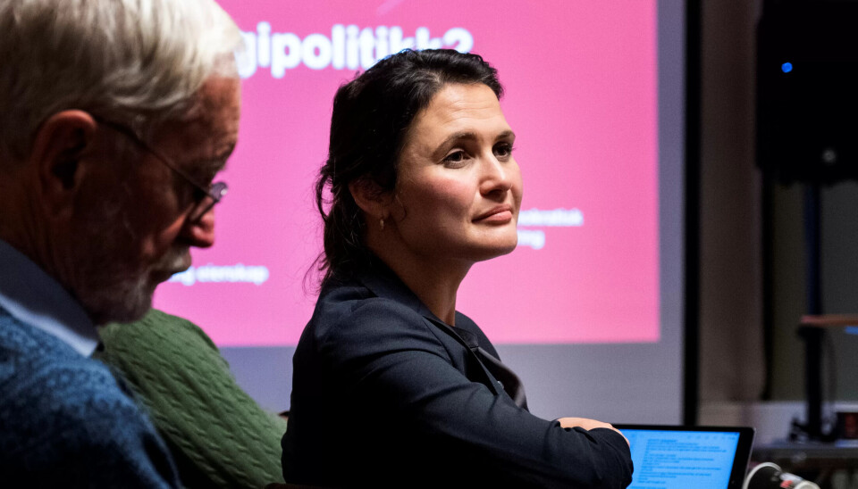 – Vi foreslår et godt balansert styringssystem som både tar hensyn til kommunenes behov for styring og de private barnehagenes behov for trygghet og forutsigbarhet, sier statsråden. – Vi foreslår et godt balansert styringssystem som både tar hensyn til kommunenes behov for styring og de private barnehagenes behov for trygghet og forutsigbarhet, sier statsråden.