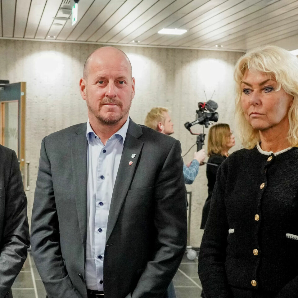 KRITISERER: Thomas Breen (midten) mener man ikke lenger kan få rett informasjon fra media. KRITISERER: Thomas Breen (midten) mener man ikke lenger kan få rett informasjon fra media.