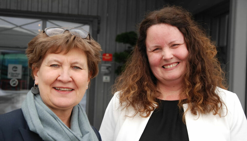 GODT FORHOLD: Mette Nord (t.v.) og Sylvia Brustad legger størst vekt på det de kan enes om. Nå har Fagforbundet og Spekter-Helse skrevet under på ny avtale om blant annet kompetanseutvikling og heltid i helseforetakene. GODT FORHOLD: Mette Nord (t.v.) og Sylvia Brustad legger størst vekt på det de kan enes om. Nå har Fagforbundet og Spekter-Helse skrevet under på ny avtale om blant annet kompetanseutvikling og heltid i helseforetakene.