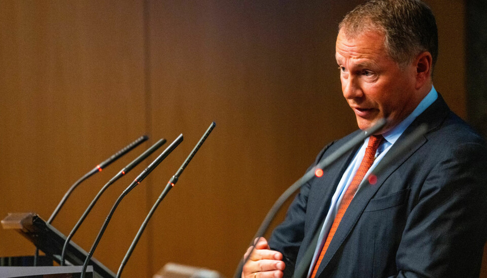 Ansettelsen av Nicolai Tangen som ny oljefondssjef har skapt en større etisk diskusjon. Ansettelsen av Nicolai Tangen som ny oljefondssjef har skapt en større etisk diskusjon.