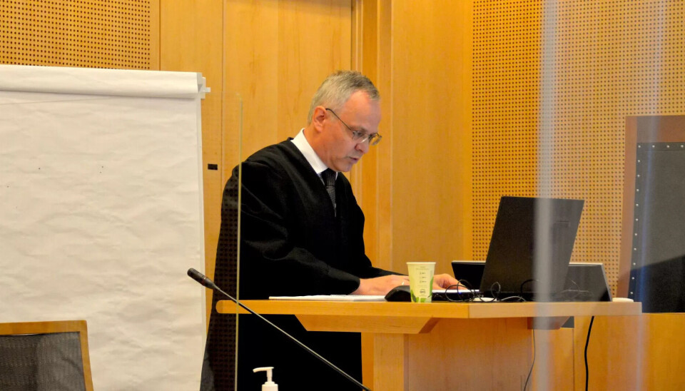 Advokat Karl Nicolai Vogt Skjerdal representerte Skagerak Sikkerhet i retten. Retten la ned fotoforbud av selskapets representant Kim Richard Larsen, etter hans ønske. Advokat Karl Nicolai Vogt Skjerdal representerte Skagerak Sikkerhet i retten. Retten la ned fotoforbud av selskapets representant Kim Richard Larsen, etter hans ønske.
