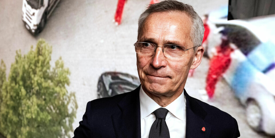 ØKER: Finansminister Jens Stoltenberg legger fra et revidert nasjonalbudsjett med økt pengebruk. ØKER: Finansminister Jens Stoltenberg legger fra et revidert nasjonalbudsjett med økt pengebruk.