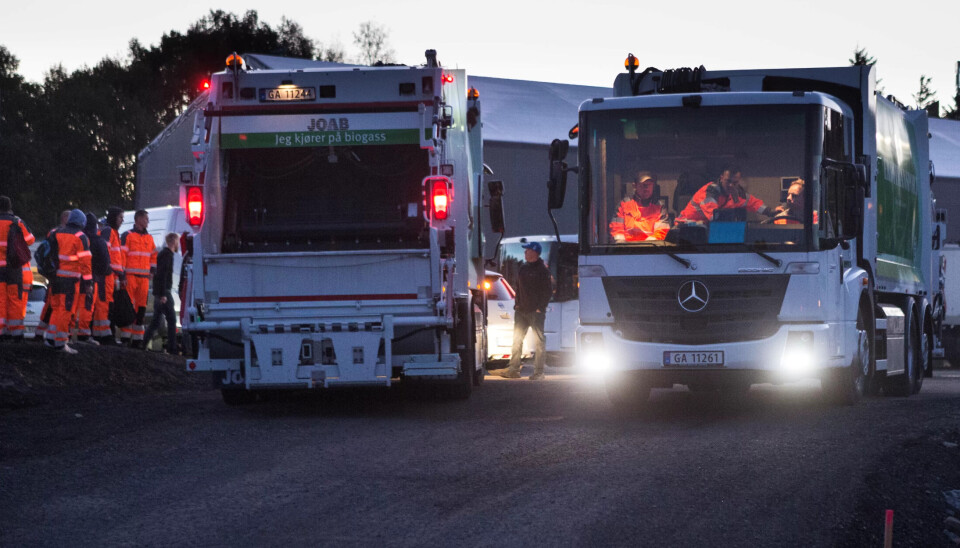 TØFF START: Grytidlig 3. oktober 2016 begynte 145 renovatører på jobben. Det skulle bli starten på et mareritt av maratondager fram mot konkursen fire og en halv måned senere. TØFF START: Grytidlig 3. oktober 2016 begynte 145 renovatører på jobben. Det skulle bli starten på et mareritt av maratondager fram mot konkursen fire og en halv måned senere.