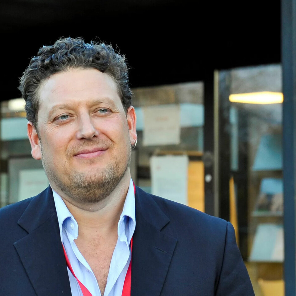 TELLEKANTER: Veileder Thomas Hall stortrives i jobben, men er enig med dem som sier at Nav lider under for mye mål- og resultatstyring. TELLEKANTER: Veileder Thomas Hall stortrives i jobben, men er enig med dem som sier at Nav lider under for mye mål- og resultatstyring.