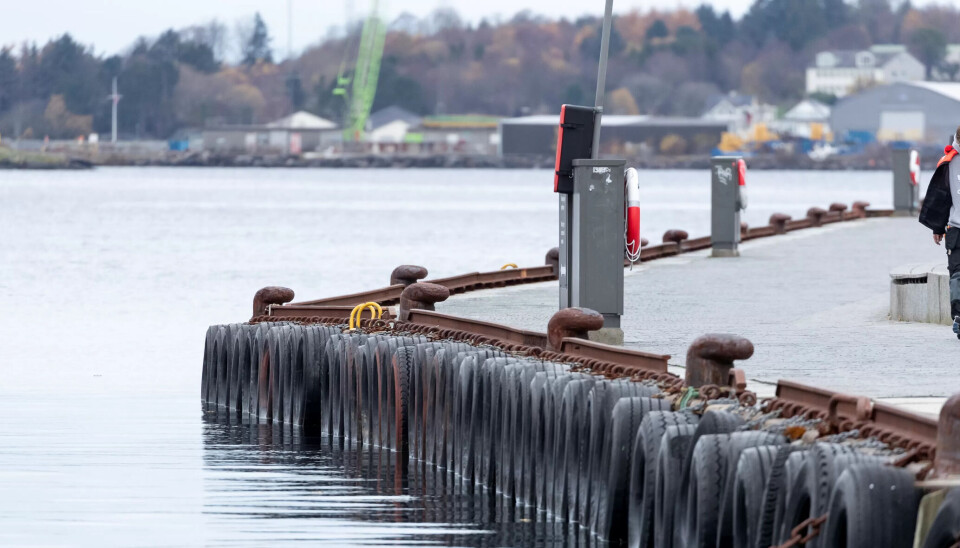 SKJULT: Nede i vannet under kaia på Stavanger har en gammel vannstandsmåler jevnt og trutt logget endringer i havnivået i over hundre år. Det kan ha reddet byen fra en ødeleggende storflom. SKJULT: Nede i vannet under kaia på Stavanger har en gammel vannstandsmåler jevnt og trutt logget endringer i havnivået i over hundre år. Det kan ha reddet byen fra en ødeleggende storflom.