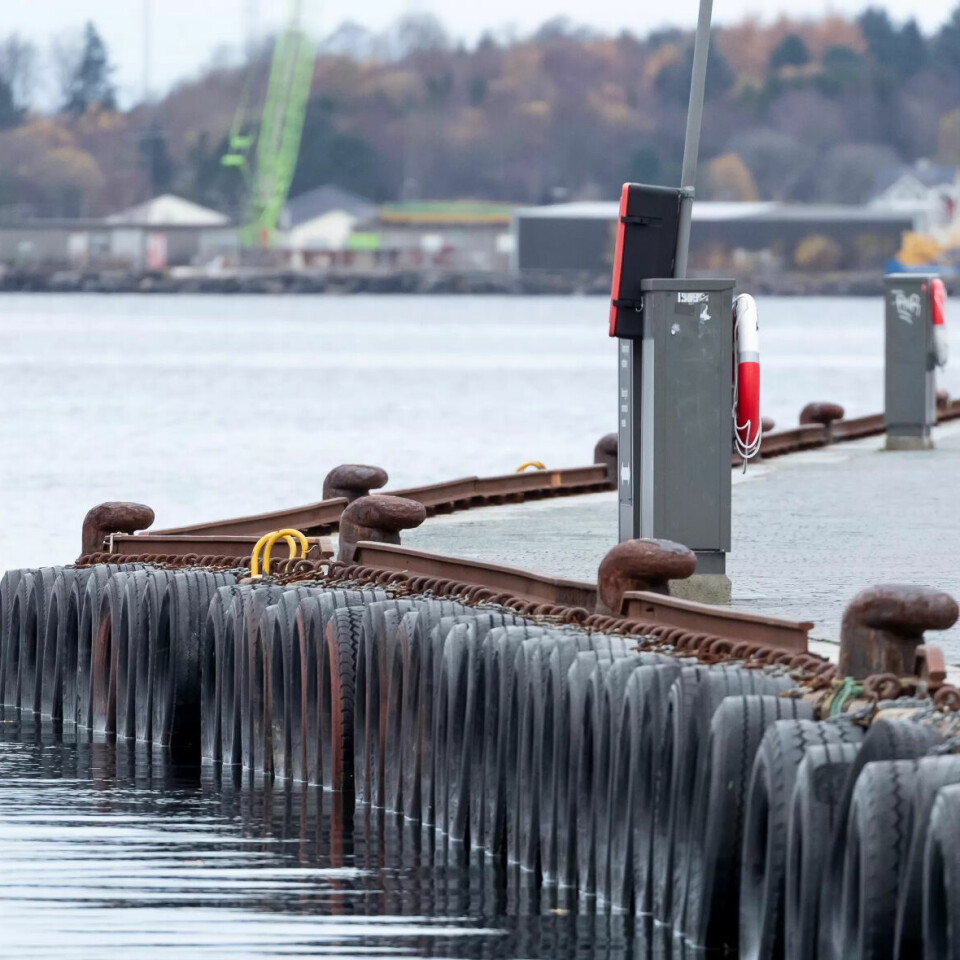 SKJULT: Nede i vannet under kaia på Stavanger har en gammel vannstandsmåler jevnt og trutt logget endringer i havnivået i over hundre år. Det kan ha reddet byen fra en ødeleggende storflom. SKJULT: Nede i vannet under kaia på Stavanger har en gammel vannstandsmåler jevnt og trutt logget endringer i havnivået i over hundre år. Det kan ha reddet byen fra en ødeleggende storflom.