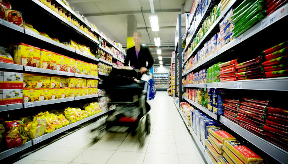 I DET BLÅ: Regjeringen er ganske alene om å ønske seg søndagsåpne butikker. Vil de gjennomføre planen sin? I DET BLÅ: Regjeringen er ganske alene om å ønske seg søndagsåpne butikker. Vil de gjennomføre planen sin?