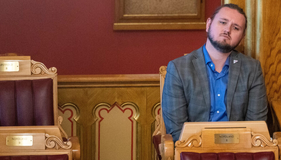 BA OM RESPEKT: SV-politiker Freddy André Øvstegård ble møtt med munterhet i salen da han så for seg tidsavgrensing av tilskuddene til private barnehager. BA OM RESPEKT: SV-politiker Freddy André Øvstegård ble møtt med munterhet i salen da han så for seg tidsavgrensing av tilskuddene til private barnehager.