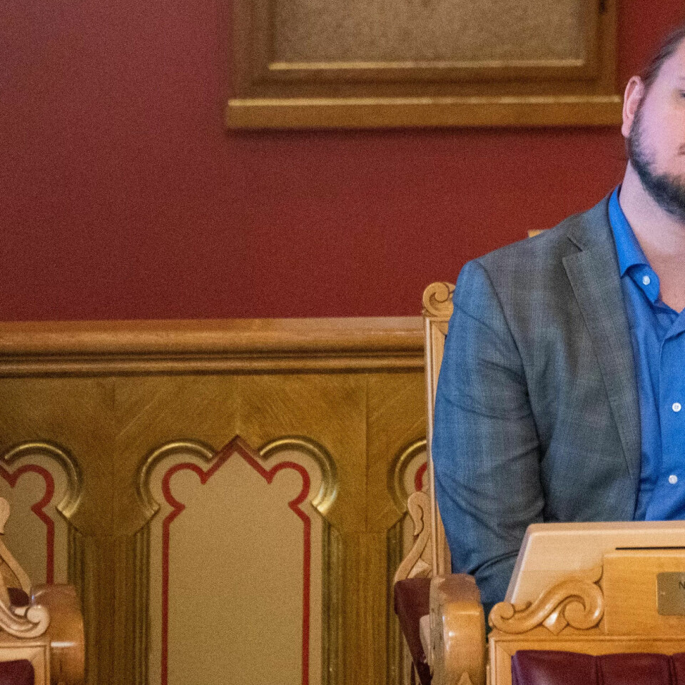 BA OM RESPEKT: SV-politiker Freddy André Øvstegård ble møtt med munterhet i salen da han så for seg tidsavgrensing av tilskuddene til private barnehager. BA OM RESPEKT: SV-politiker Freddy André Øvstegård ble møtt med munterhet i salen da han så for seg tidsavgrensing av tilskuddene til private barnehager.