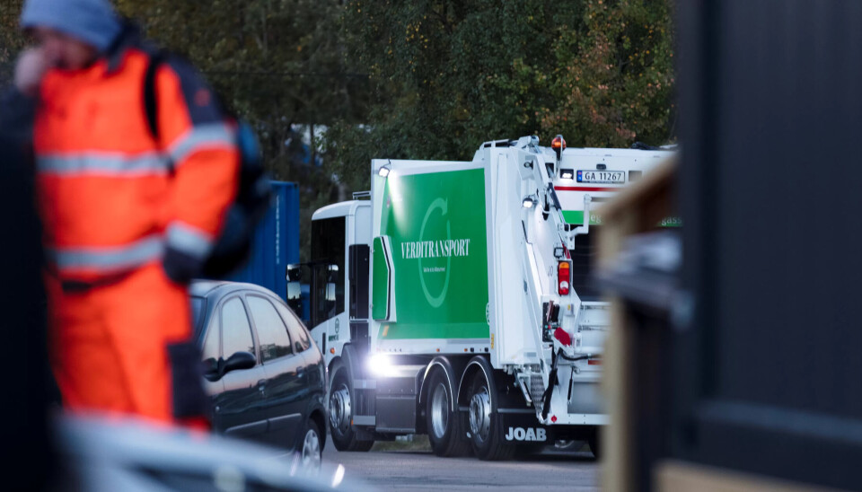 BEINHARDE UKER: Veirneo-ansatte har jobbet opptil 90 timer på ei uke for å komme ajour med søpla i Oslo. BEINHARDE UKER: Veirneo-ansatte har jobbet opptil 90 timer på ei uke for å komme ajour med søpla i Oslo.