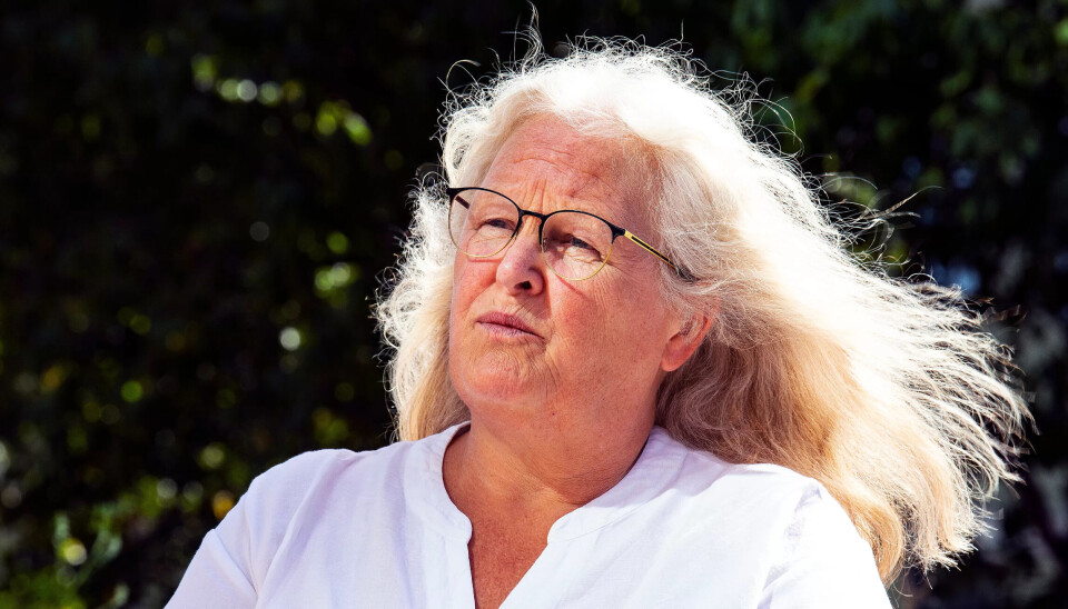 Leder i AAP-aksjonen Elisabeth Thoresen viser til andre tall fra Nav, som hun mener kan gi et langt riktigere bilde av hvor mange som ble rammet av karensåret. Leder i AAP-aksjonen Elisabeth Thoresen viser til andre tall fra Nav, som hun mener kan gi et langt riktigere bilde av hvor mange som ble rammet av karensåret.