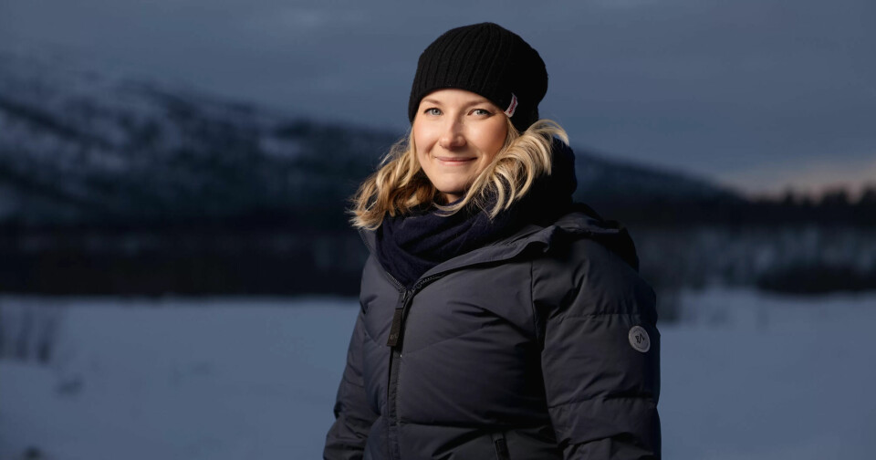 Etter at Agnete Bersvendsen skrev barnebok om å få barnevernet på besøk, ble hun bedt om å skrive den første NOU-en for barn. – Det er jeg veldig stolt av, sier hun. Etter at Agnete Bersvendsen skrev barnebok om å få barnevernet på besøk, ble hun bedt om å skrive den første NOU-en for barn. – Det er jeg veldig stolt av, sier hun.
