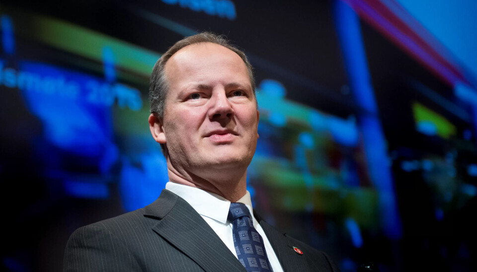 DET ER IKKE KLART: Samferdselsminister Ketil Solvik-Olsen innså at langt fra alt er klart for å privatisere mer av Jernbane-Norge. Togkonkurransen er utsatt. DET ER IKKE KLART: Samferdselsminister Ketil Solvik-Olsen innså at langt fra alt er klart for å privatisere mer av Jernbane-Norge. Togkonkurransen er utsatt.