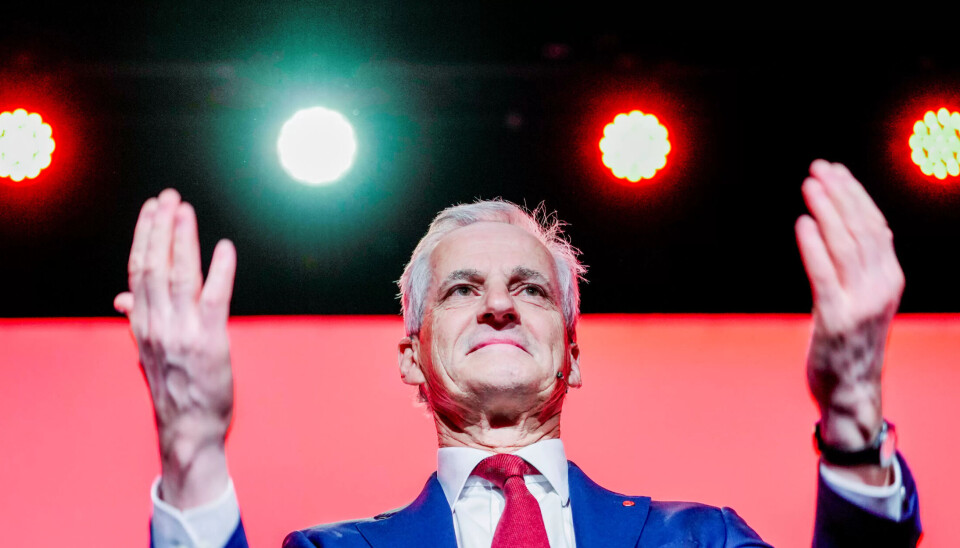 GRØNT LYS: Arbeiderpartiet ber statsminister Jonas Gahr Støre sponse iallfall deler av førerkortet til elever som er klassifisert for lærekontrakt. GRØNT LYS: Arbeiderpartiet ber statsminister Jonas Gahr Støre sponse iallfall deler av førerkortet til elever som er klassifisert for lærekontrakt.