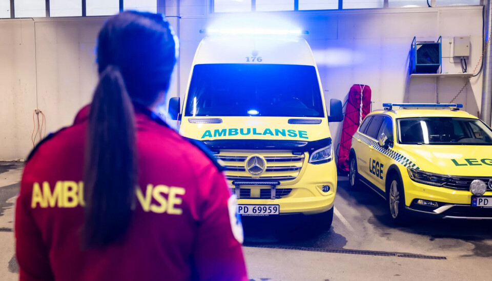 YRKESFAG: Det blir stadig mer populært å ta en fagutdanning, som for eksempel som ambulansearbeider. YRKESFAG: Det blir stadig mer populært å ta en fagutdanning, som for eksempel som ambulansearbeider.