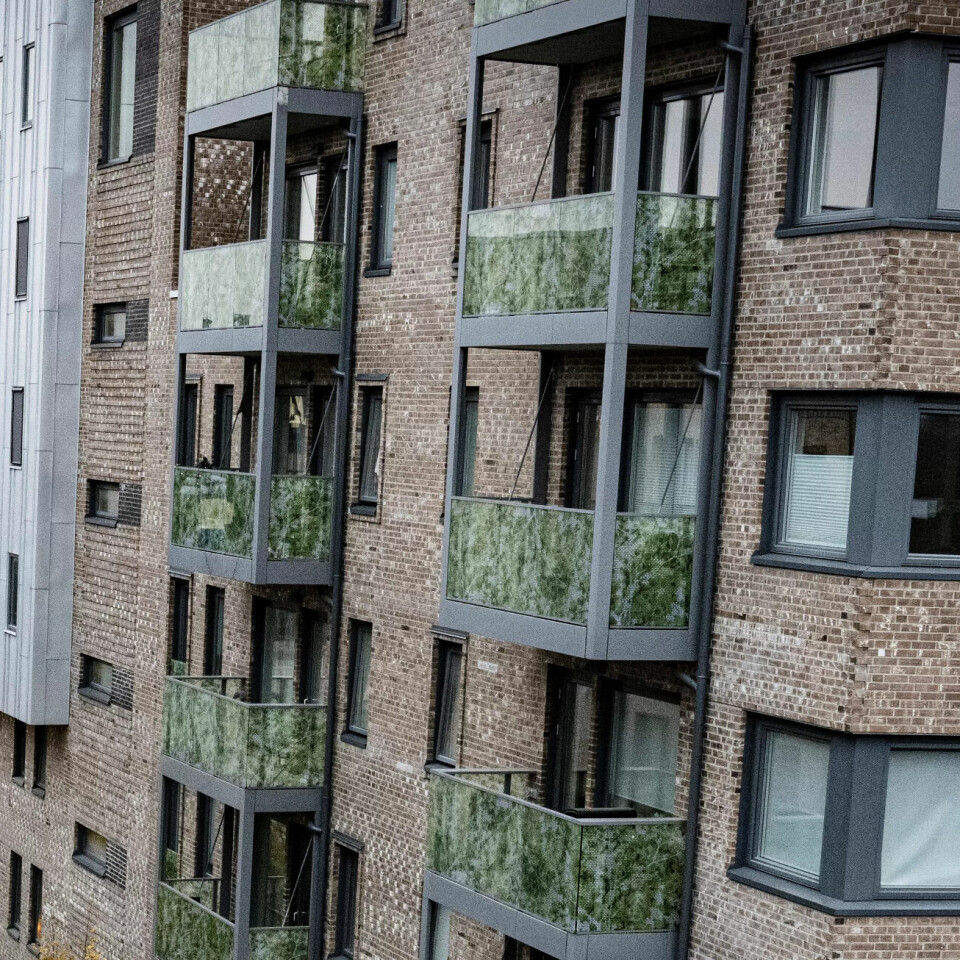BOLIG: Til tross for at folk har fått mer å rutte med det siste året, er det få som kommer seg inn på boligmarkedet i sentrale strøk, ifølge LOs boligindeks. BOLIG: Til tross for at folk har fått mer å rutte med det siste året, er det få som kommer seg inn på boligmarkedet i sentrale strøk, ifølge LOs boligindeks.