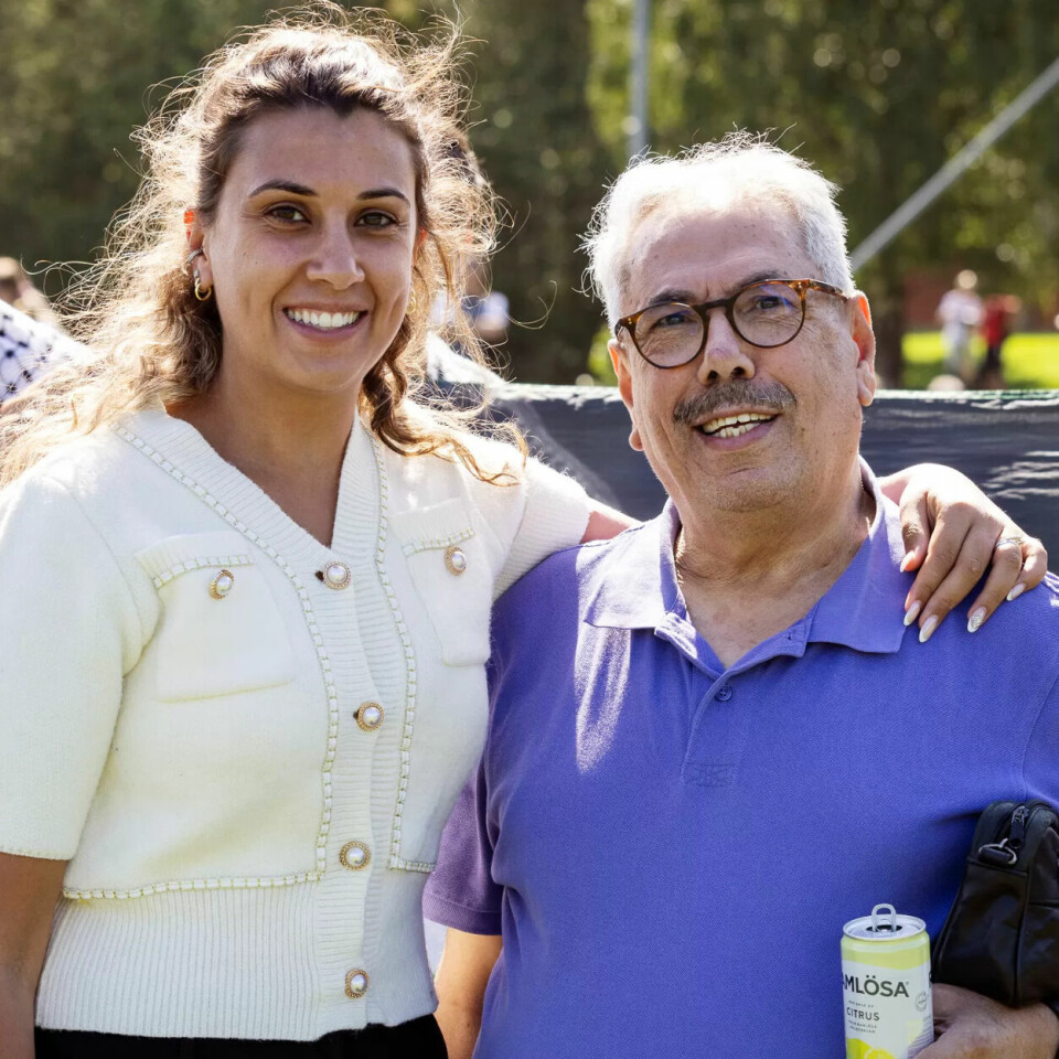 FOTBALLFAMILIE: Bjørg Sabrin Timraz og faren Fuad. FOTBALLFAMILIE: Bjørg Sabrin Timraz og faren Fuad.