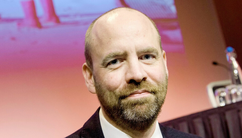 Nå er tålmodigheten til Arild Grande (Ap) slutt. Nå er tålmodigheten til Arild Grande (Ap) slutt.