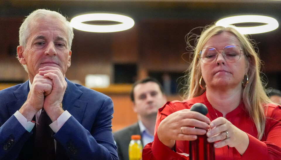 MEDLEMSFLUKT: Arbeiderpartiet mistet mer enn hver tidende medlem i 2024. – For dårlig, sier partisekretær Kjersti Stenseng (t.h). Her sammen med partileder og statsminister Jonas Gahr Støre. MEDLEMSFLUKT: Arbeiderpartiet mistet mer enn hver tidende medlem i 2024. – For dårlig, sier partisekretær Kjersti Stenseng (t.h). Her sammen med partileder og statsminister Jonas Gahr Støre.