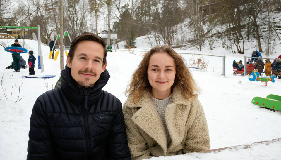 TARIFFAVTALE: Både styrer Magnus Thorud og barne- og ungdomsarbeider Vanessa Høgvard gleder seg over at Fiskevollen musikkbarnehage har fått på plass tariffavtaler for både Fagforbundets og Utdanningsforbundets medlemmer. TARIFFAVTALE: Både styrer Magnus Thorud og barne- og ungdomsarbeider Vanessa Høgvard gleder seg over at Fiskevollen musikkbarnehage har fått på plass tariffavtaler for både Fagforbundets og Utdanningsforbundets medlemmer.