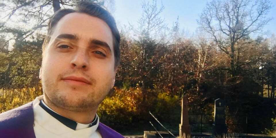 – Det som står på spill er så viktig at vi måtte gå til streik. Vi streiker for en forsvarlig bemanning i fremtidens kirke, sier leder i Fagforbundet teoLOgene, Thore Wiig Andersen.. – Det som står på spill er så viktig at vi måtte gå til streik. Vi streiker for en forsvarlig bemanning i fremtidens kirke, sier leder i Fagforbundet teoLOgene, Thore Wiig Andersen..