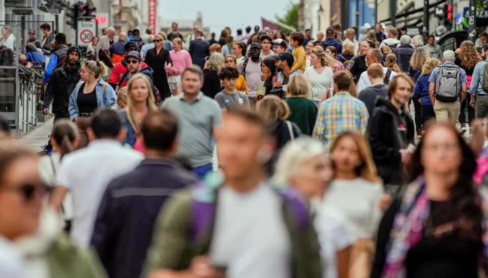 HELSE: Rapporten stiller spørsmål ved hvorvidt synet på overvekt og fedme har endret seg, og om samfunnet de siste årene har fått et mer positivt syn på overvekt og fedme enn tidligere. HELSE: Rapporten stiller spørsmål ved hvorvidt synet på overvekt og fedme har endret seg, og om samfunnet de siste årene har fått et mer positivt syn på overvekt og fedme enn tidligere.