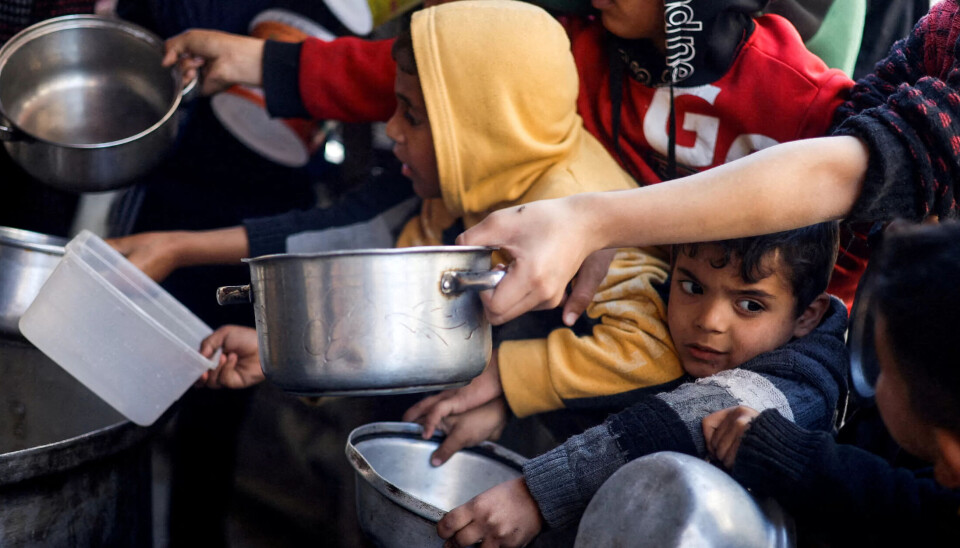 RAFAH: Flere barn får nå maten de trenger. RAFAH: Flere barn får nå maten de trenger.