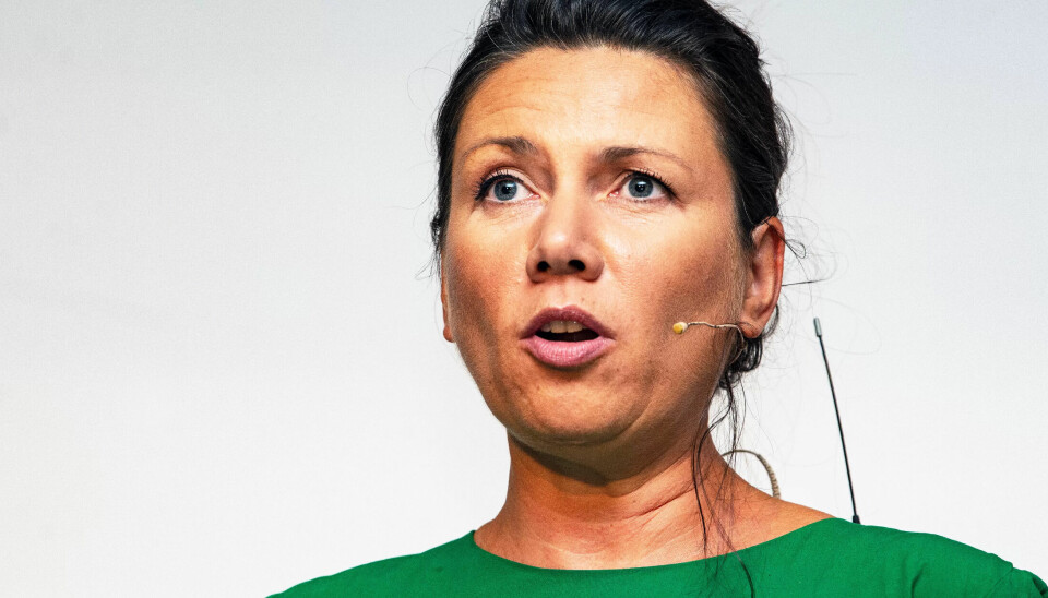 -FLERE I ARBEID: Høyre-politiker Heidi Nordby Lunde tror 96.000 flere nordmenn vil komme i jobb om vi følger deres forslag til strengere krav for uføretrygd. Høyre estimerer at 33.000 færre i året vil bli sykemeldt om de følger partiets tanker om kutt i sykelønna. -FLERE I ARBEID: Høyre-politiker Heidi Nordby Lunde tror 96.000 flere nordmenn vil komme i jobb om vi følger deres forslag til strengere krav for uføretrygd. Høyre estimerer at 33.000 færre i året vil bli sykemeldt om de følger partiets tanker om kutt i sykelønna.