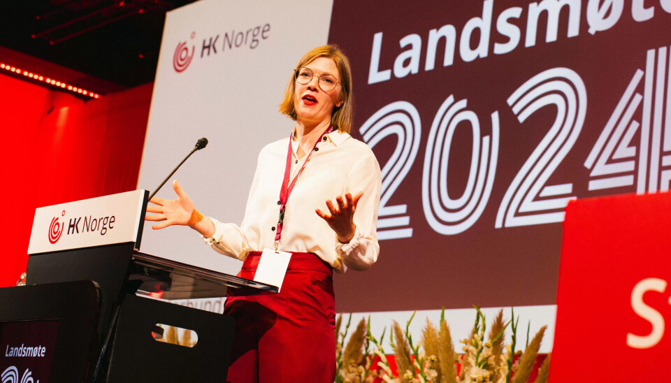 RØDT: Mandag ettermiddag møtte Marie Sneve Martinussen HKs landsmøte. RØDT: Mandag ettermiddag møtte Marie Sneve Martinussen HKs landsmøte.
