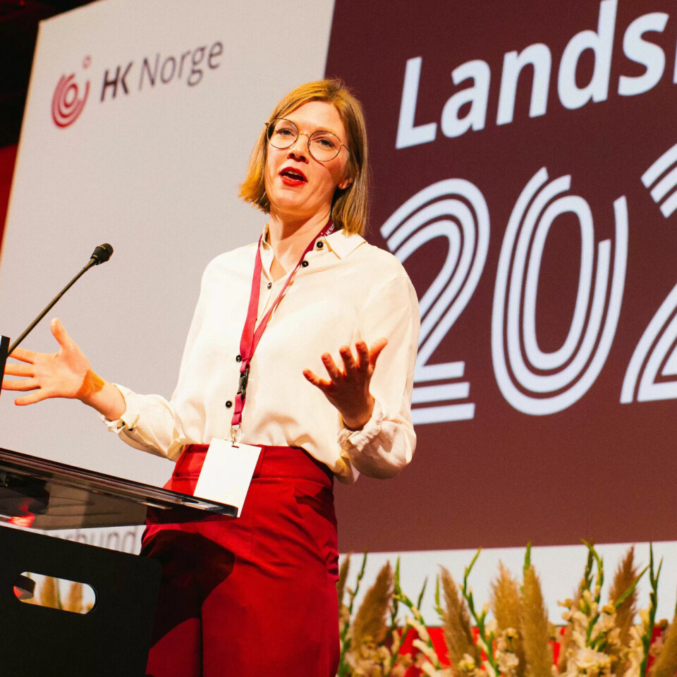 RØDT: Mandag ettermiddag møtte Marie Sneve Martinussen HKs landsmøte. RØDT: Mandag ettermiddag møtte Marie Sneve Martinussen HKs landsmøte.