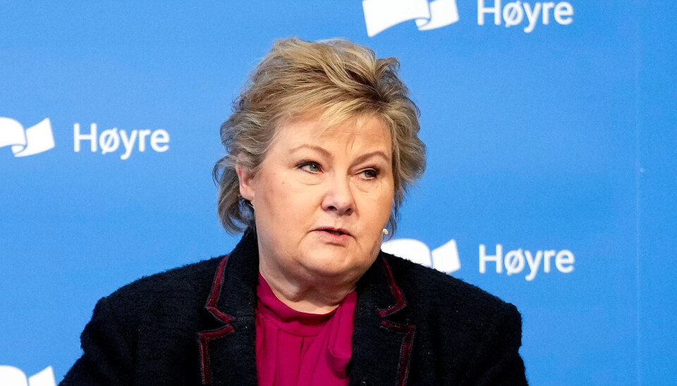 Høyre-leder Erna Solberg møtte pressen i Høyres Hus mandag. Der fortalte hun om sin motivasjon til å fortsette som partiets leder. Høyre-leder Erna Solberg møtte pressen i Høyres Hus mandag. Der fortalte hun om sin motivasjon til å fortsette som partiets leder.