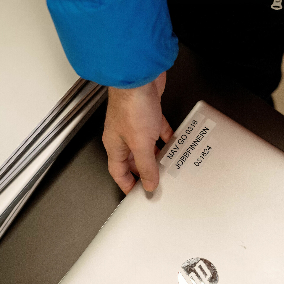 JOBBFINNEREN: Kvar dag får rundt 25 personar hjelp på Nav Gamle Oslo til jobb nummer ein, å finne arbeid. Kursdeltakarane får alt frå jobbintervjutrening til tips til korleis lage ein god CV. Prosjektet heiter Jobbfinneren. JOBBFINNEREN: Kvar dag får rundt 25 personar hjelp på Nav Gamle Oslo til jobb nummer ein, å finne arbeid. Kursdeltakarane får alt frå jobbintervjutrening til tips til korleis lage ein god CV. Prosjektet heiter Jobbfinneren.