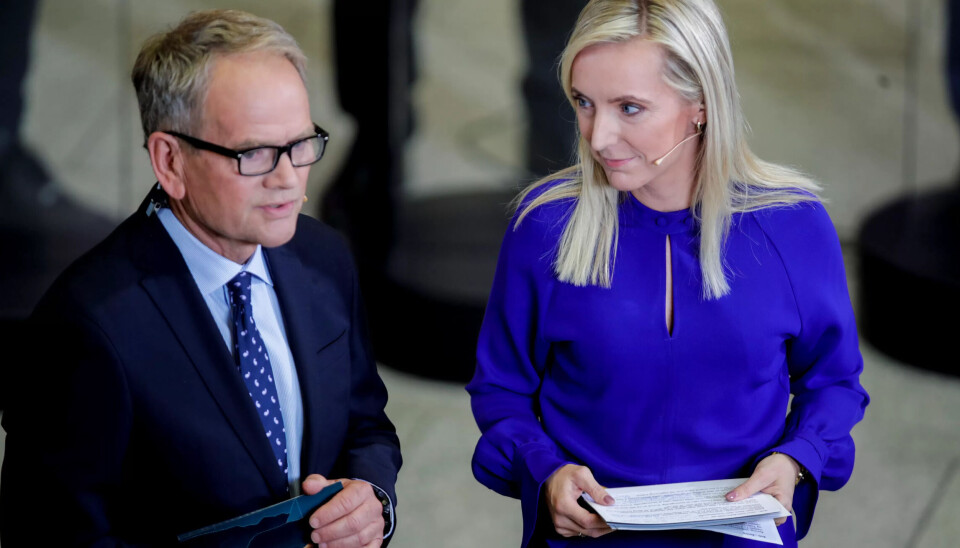 Her er Magnus Takvam i sving under valgnatta 2019 sammen med Yvonne Fondenes fra TV2. Her er Magnus Takvam i sving under valgnatta 2019 sammen med Yvonne Fondenes fra TV2.