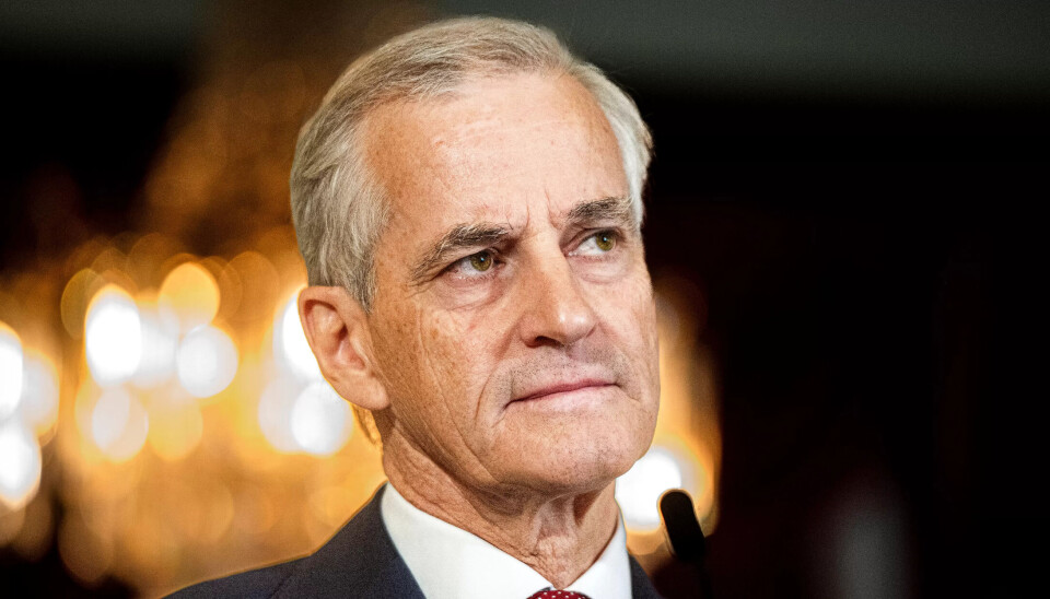 SYMBOLSK:– Dette er et lite, men symbolsk viktig bidrag for unge palestinere som ønsker å bygge opp igjen helsetjenesten, sier statsminister Jonas Gahr Støre SYMBOLSK:– Dette er et lite, men symbolsk viktig bidrag for unge palestinere som ønsker å bygge opp igjen helsetjenesten, sier statsminister Jonas Gahr Støre