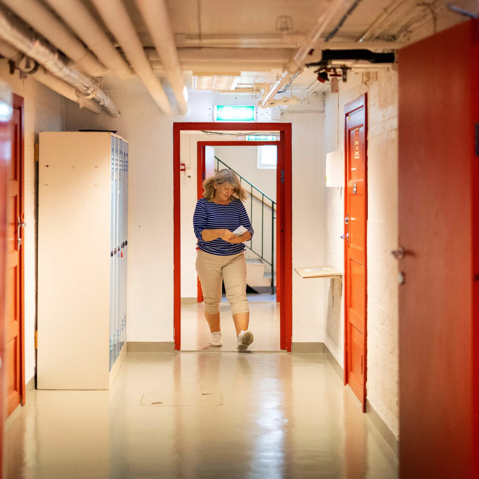 SISTE ETAPPE: I løpet av femti år som ansatt på pleiehjem og i omsorgsbolig har det blitt mange mil i korridorer og trapper. Berit har ikke tenkt å synke ned i sofaen. Hun har allerede meldt seg på seniortrening i Ski. SISTE ETAPPE: I løpet av femti år som ansatt på pleiehjem og i omsorgsbolig har det blitt mange mil i korridorer og trapper. Berit har ikke tenkt å synke ned i sofaen. Hun har allerede meldt seg på seniortrening i Ski.