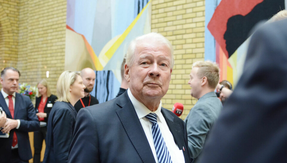 LØPSK: Carl I. Hagen er klar og tydelig på hva han mener om de høye lederlønningene i staten. LØPSK: Carl I. Hagen er klar og tydelig på hva han mener om de høye lederlønningene i staten.