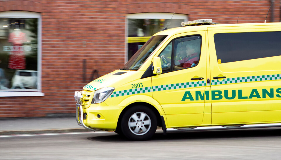 Lærlinger og studenter i ambulansefaget kan se fram til praksis som andreperson i bil. Lærlinger og studenter i ambulansefaget kan se fram til praksis som andreperson i bil.