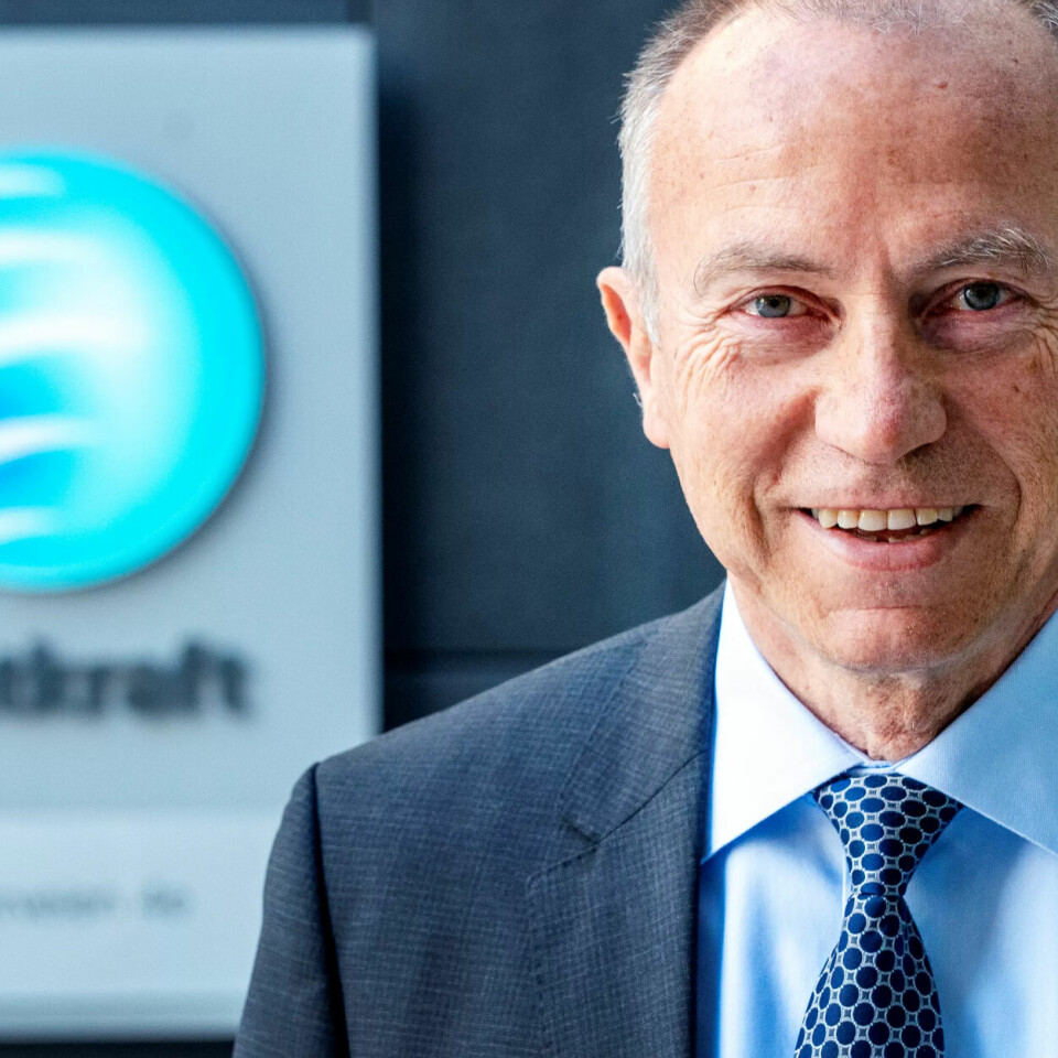 SMALHANS: Statkraft-sjef Christian Rynning-Tønnesen må klare seg på en årslønn på 4,4 millioner hvis han trapper ned til halv stilling ved fylte 62 år. SMALHANS: Statkraft-sjef Christian Rynning-Tønnesen må klare seg på en årslønn på 4,4 millioner hvis han trapper ned til halv stilling ved fylte 62 år.