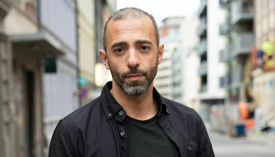HANDLING: Rami Samandar jobbar i Oslo kommune. Han kjem opprinneleg frå Aust-Jerusalem og Vestbredda. Fagforbundet-medlemmen håpar at eit samla LO legg press på regjeringa for sanksjonar mot Israel. HANDLING: Rami Samandar jobbar i Oslo kommune. Han kjem opprinneleg frå Aust-Jerusalem og Vestbredda. Fagforbundet-medlemmen håpar at eit samla LO legg press på regjeringa for sanksjonar mot Israel.