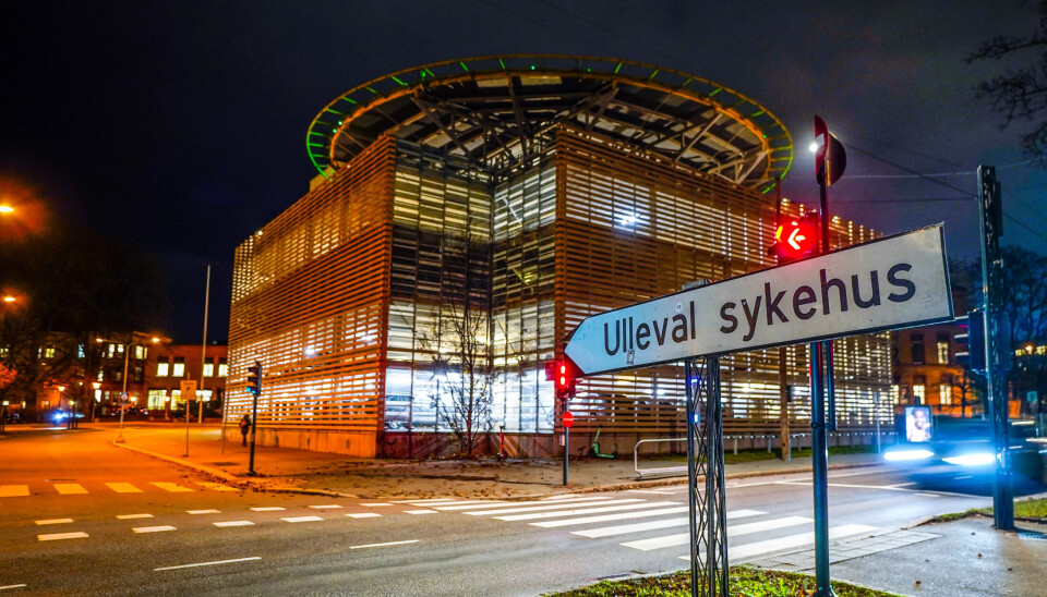 KORFOR: Ullevål sjukehus blir flytta til nybygg. Verken fagforeiningane til legane, sjukepleiarane og helsefagarbeidarane er for flyttinga. Dei vil heller behalde gamle Ullevål sjukehus og bygge nytt der. Toppe meiner dette er eit eksempel på at føretaktsmodellen har ført til at det tilsette og brukarar vil blir overkjørt av direktørar.