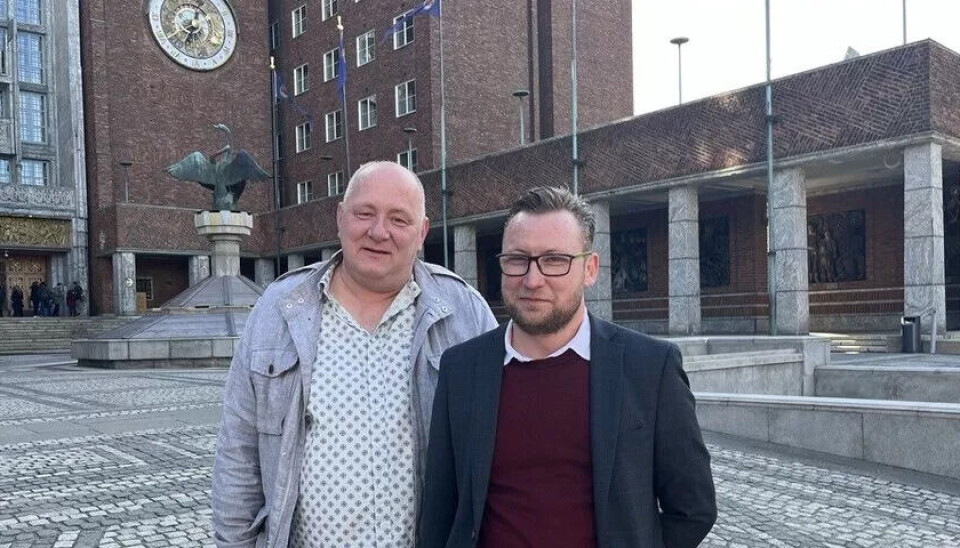 NØGDE: Roger Dehlin (tv) er leiar for Fagforbundet i Oslo og Per Egil Johansen har leia forhandlingane på vegne av dei 19.000 medlemmane i LO Kommune Oslo. Dei to er spesielt nøgde med at dei vann fram med kravet om sentrale lønstillegg. NØGDE: Roger Dehlin (tv) er leiar for Fagforbundet i Oslo og Per Egil Johansen har leia forhandlingane på vegne av dei 19.000 medlemmane i LO Kommune Oslo. Dei to er spesielt nøgde med at dei vann fram med kravet om sentrale lønstillegg.