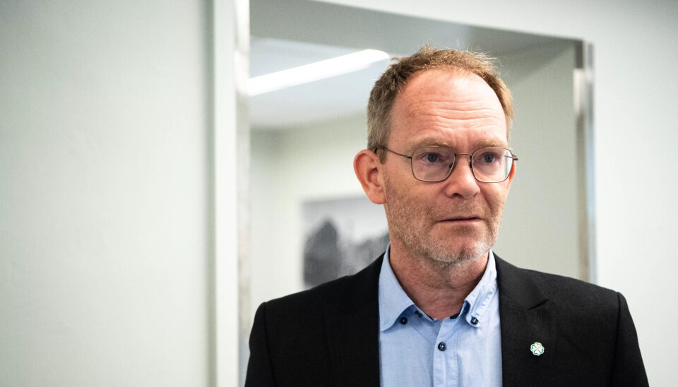 PÅFYLL: Forsknings- og høyere utdanningsminister Oddmund Hoel (Sp) understreker at det er viktig med kompetansepåfyll til dem som allerede er i jobb. PÅFYLL: Forsknings- og høyere utdanningsminister Oddmund Hoel (Sp) understreker at det er viktig med kompetansepåfyll til dem som allerede er i jobb.