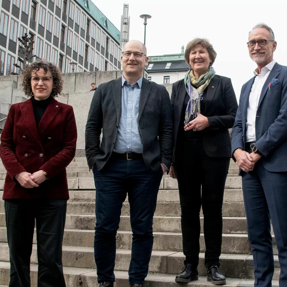 Tonje Leborg Akademikerne Kommune, Steffen Handal Unio, Mette Nord LO Kommune og Fagforbundet, Tor Arne Gangsø KS og Lizzie Ruud Thorkildsen YS Kommune (fra v til h) har dagen i dag på å bli enige eller om forhandlingene for de ansatte i kommunene endre i brudd. Tonje Leborg Akademikerne Kommune, Steffen Handal Unio, Mette Nord LO Kommune og Fagforbundet, Tor Arne Gangsø KS og Lizzie Ruud Thorkildsen YS Kommune (fra v til h) har dagen i dag på å bli enige eller om forhandlingene for de ansatte i kommunene endre i brudd.