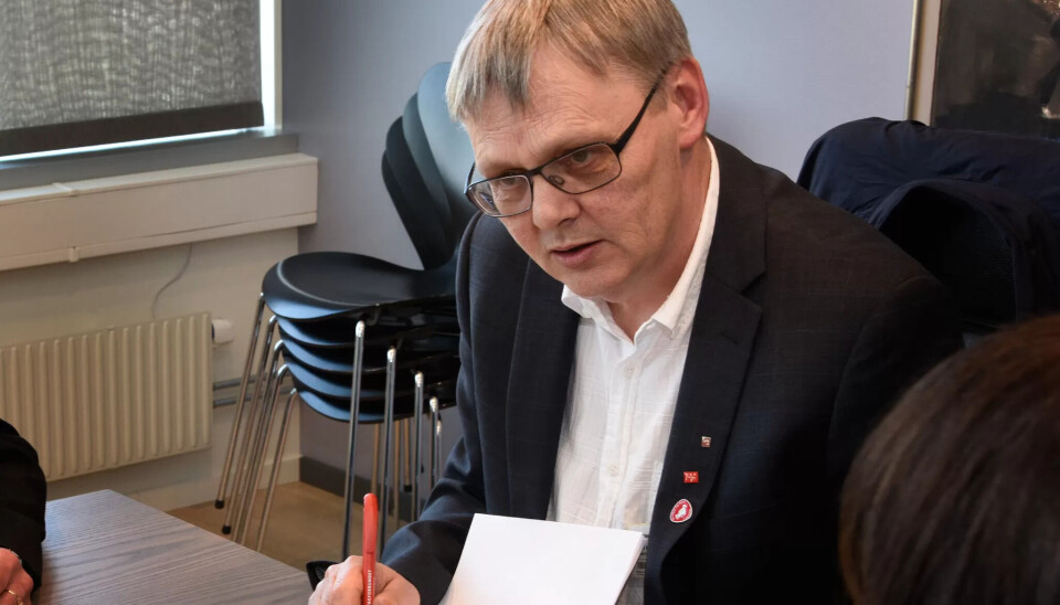 Nestleder i Fagforbundet, Odd-Haldgeir Larsen, mener Arbeiderpartiets vedtak om å ikke utrede LoVeSe er realpolitikk som bidrar til å nå klimamålet. Nestleder i Fagforbundet, Odd-Haldgeir Larsen, mener Arbeiderpartiets vedtak om å ikke utrede LoVeSe er realpolitikk som bidrar til å nå klimamålet.