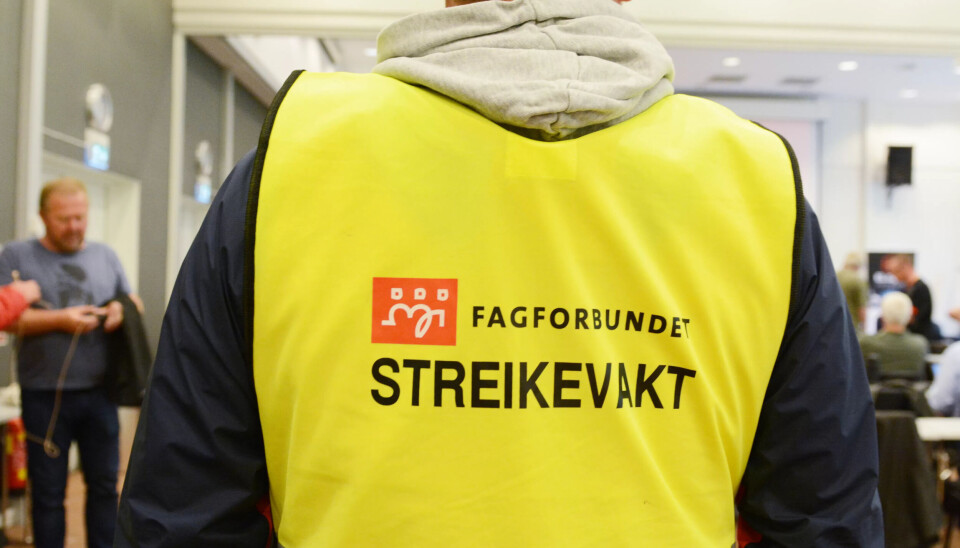 Fagforbundet er en av flere fagforeninger som kan gå ut i storstreik hvis Riksmekleren ikke klarer å finne en løsning på fastløste lønnsforhandlinger. Fagforbundet er en av flere fagforeninger som kan gå ut i storstreik hvis Riksmekleren ikke klarer å finne en løsning på fastløste lønnsforhandlinger.