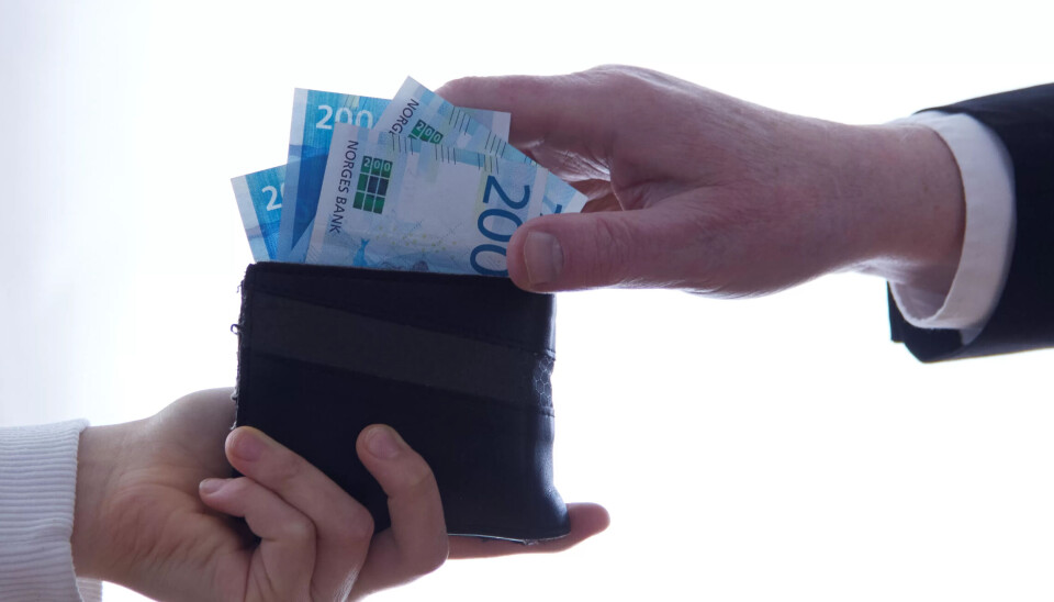 I disse tider får mange forhandlet lønna si. Og fagorganiserte har høyere lønn enn andre. I disse tider får mange forhandlet lønna si. Og fagorganiserte har høyere lønn enn andre.