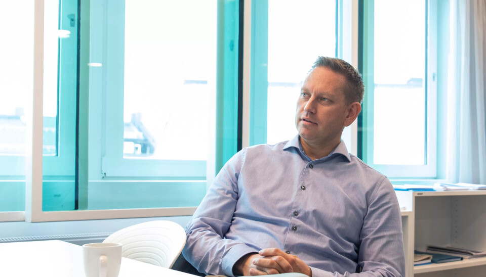 Statssekretær i Arbeids- og sosialdepartementet, Vegard Einan (H), forsvarer endringene i etterlattepensjonen. Statssekretær i Arbeids- og sosialdepartementet, Vegard Einan (H), forsvarer endringene i etterlattepensjonen.